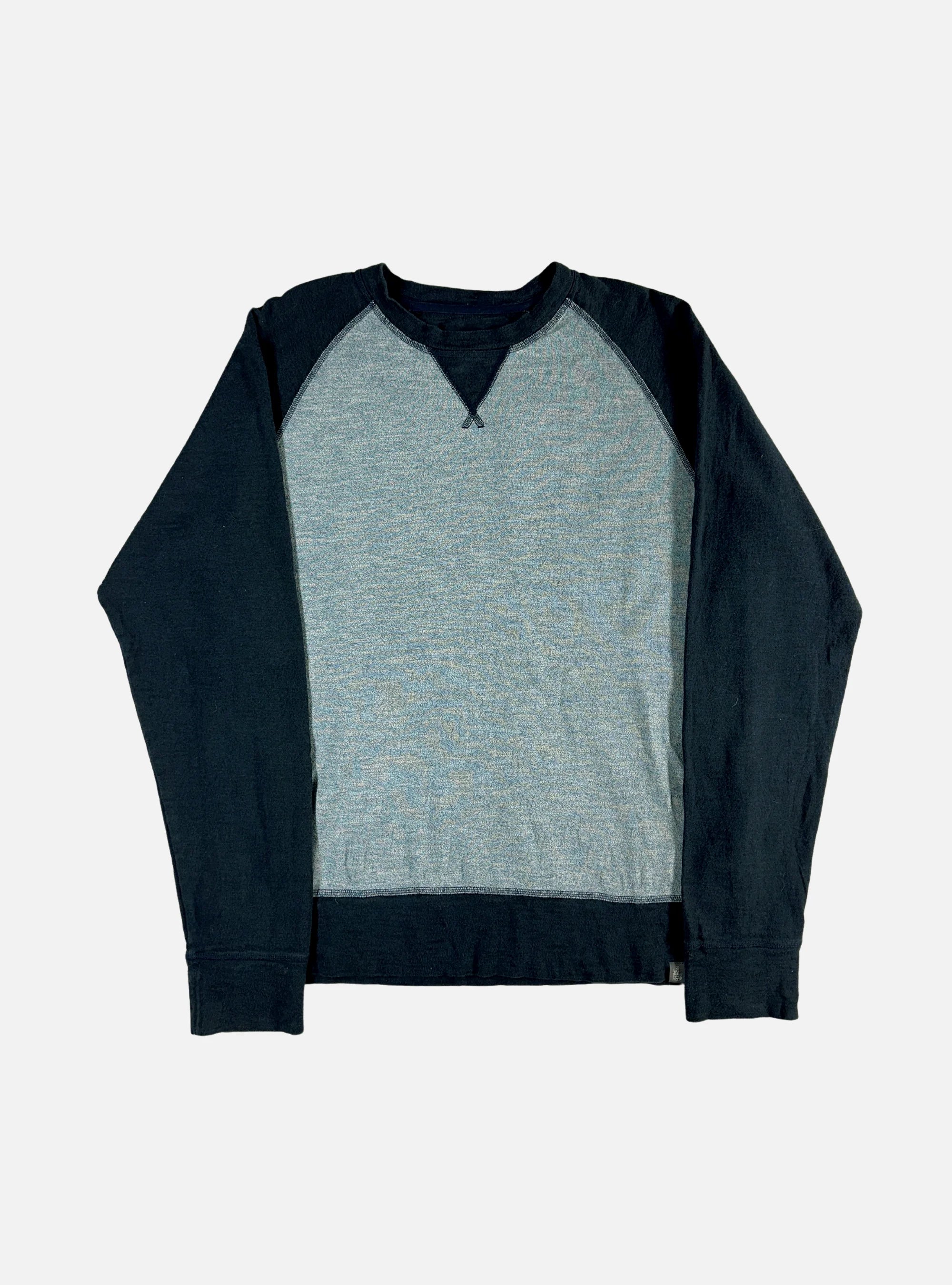Mens Heather Grey Full-Sleeves Crew Neck T-Shirt by The North Face — Medium