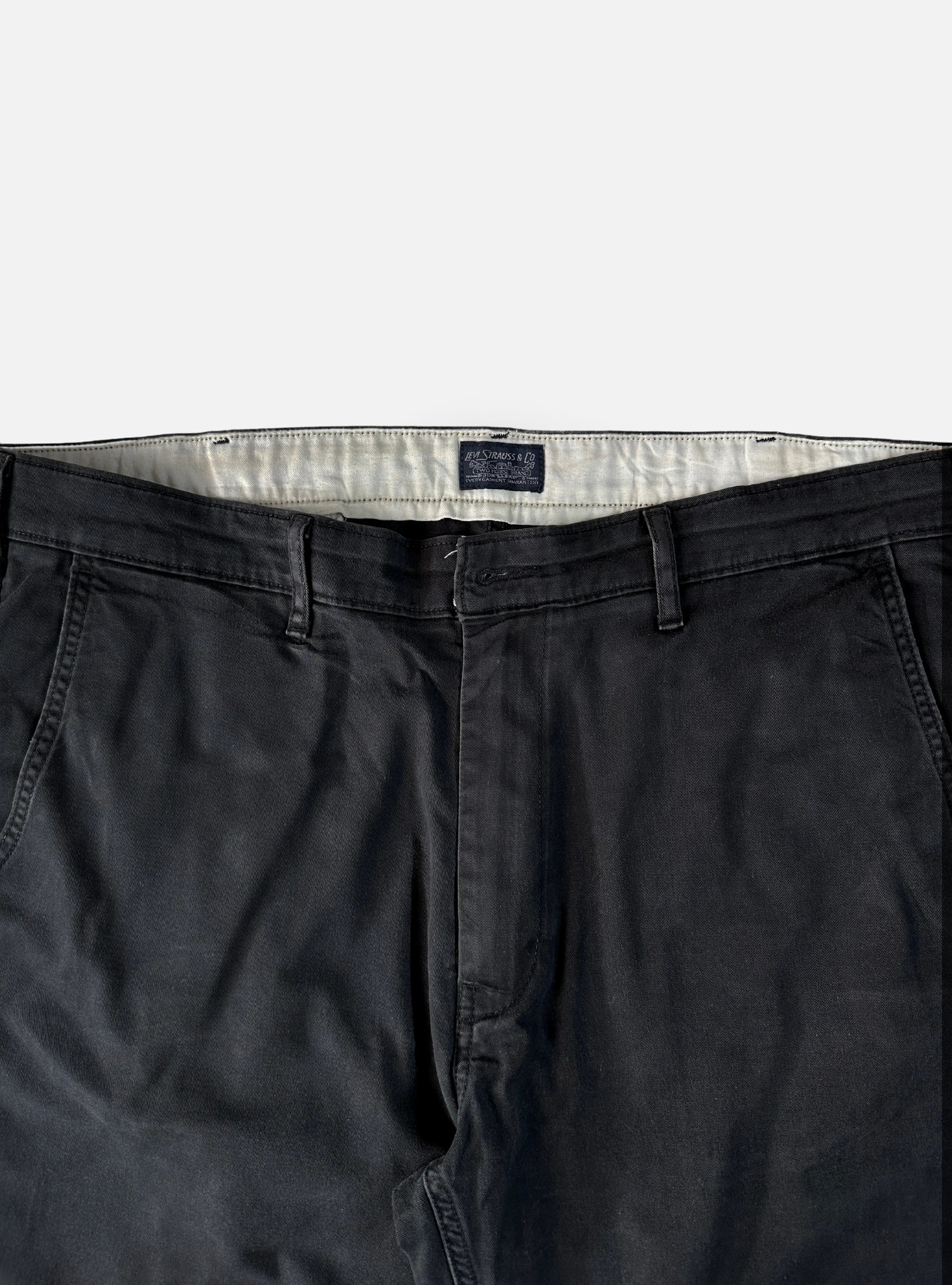 Mens Black Cotton Chino by Levi's — 38 waist